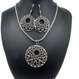 Necklace Pendant & Earrings Women Set Filigree Circle Silver Tone